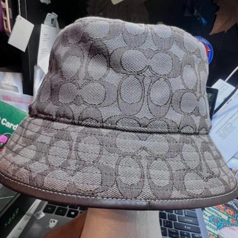 COACH Signature Jacquard Bucket Hat C5815 Designer Logo Sandstone Dark Oak